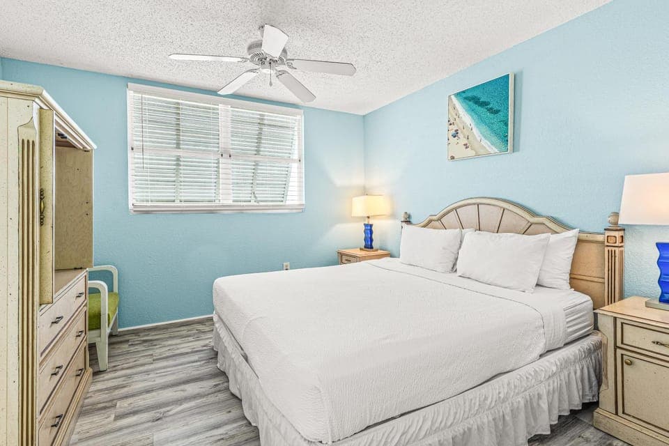KWSS204 Sunrise Suites - Barbados Suite 204 House in Stock Island