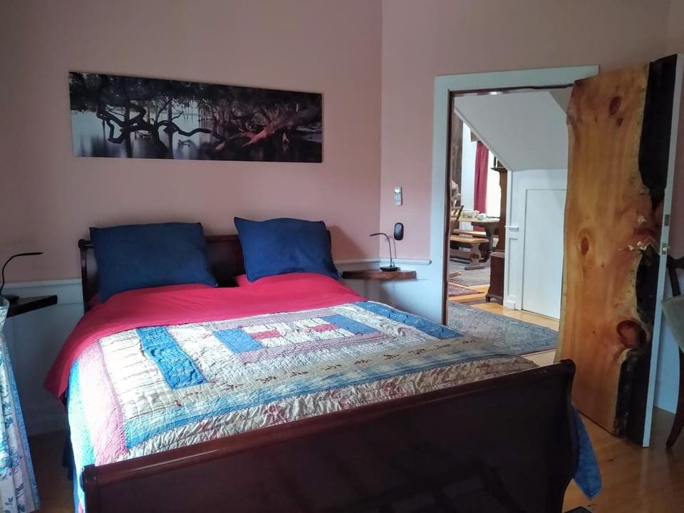 Home with Beach & Mtn access House in Mount Sunapee