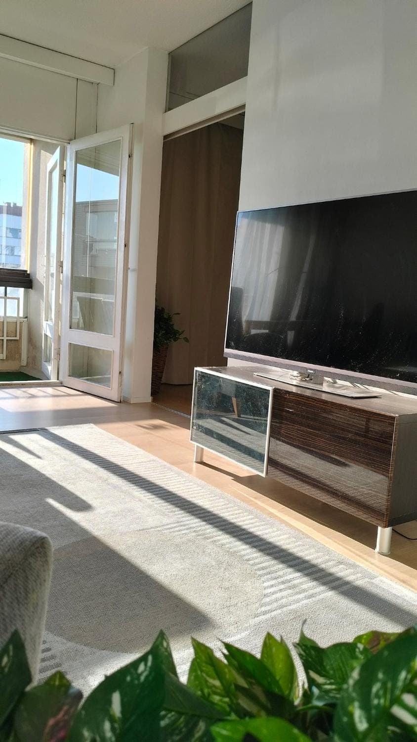 Centrally-located apartment next to shopping center & Metro Apartment in Helsinki