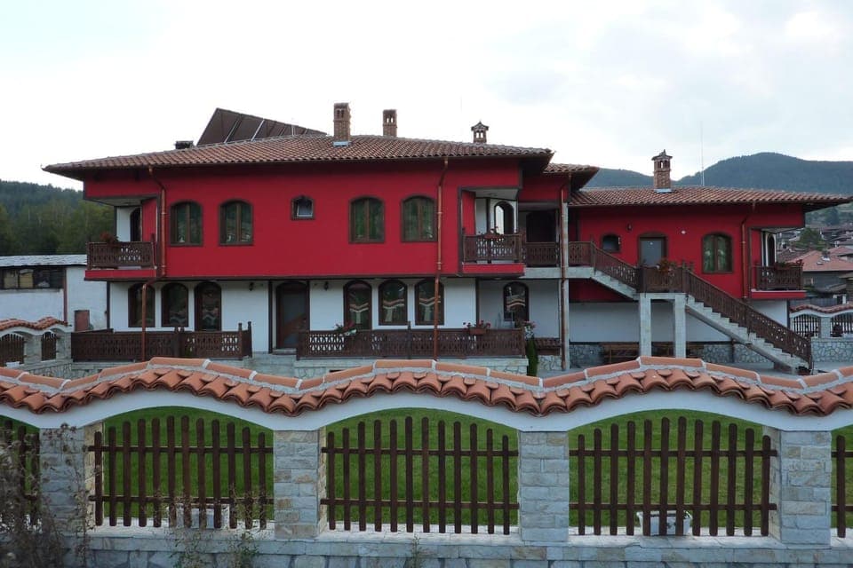 Property building, Facade/entrance, Natural landscape, Mountain view