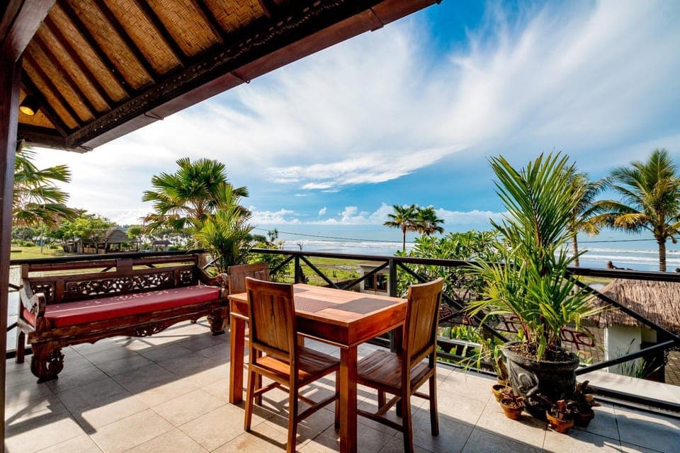 Restaurant/places to eat, Lounge or bar, Sea view