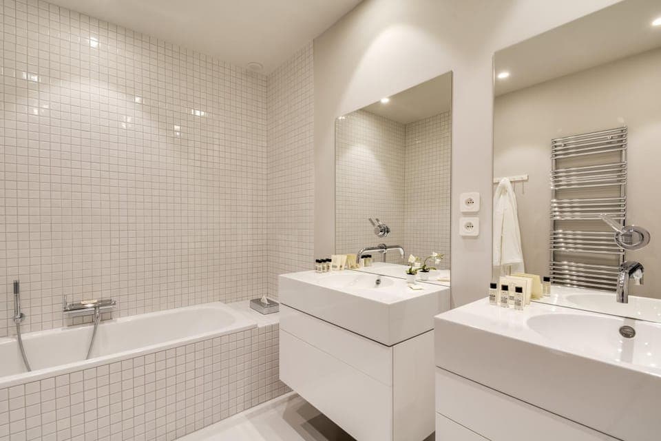 Toilet, Bathroom, Bath