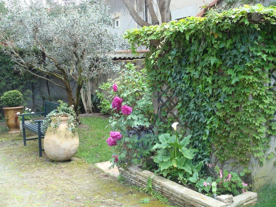 Garden, Garden view