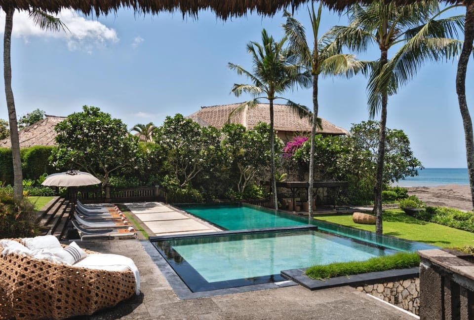 Day, Beach, Pool view, Sea view, Swimming pool, sunbed