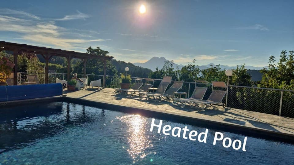 Mountain view, Swimming pool