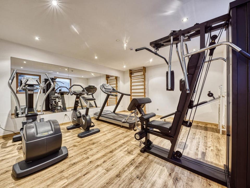 Fitness centre/facilities, Sports