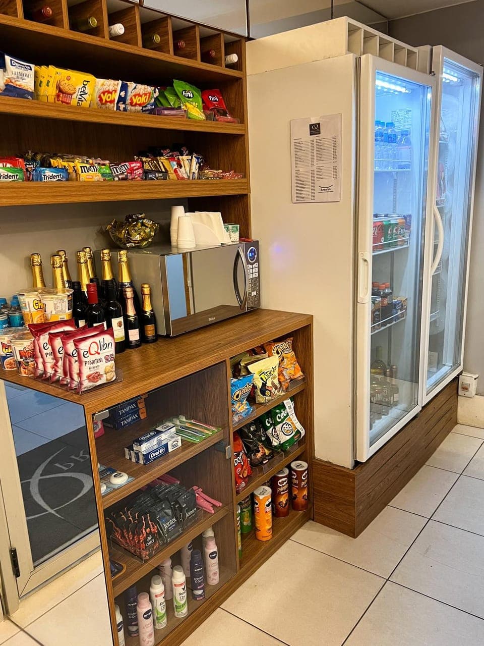 Lobby or reception, Food and drinks, Food, minibar