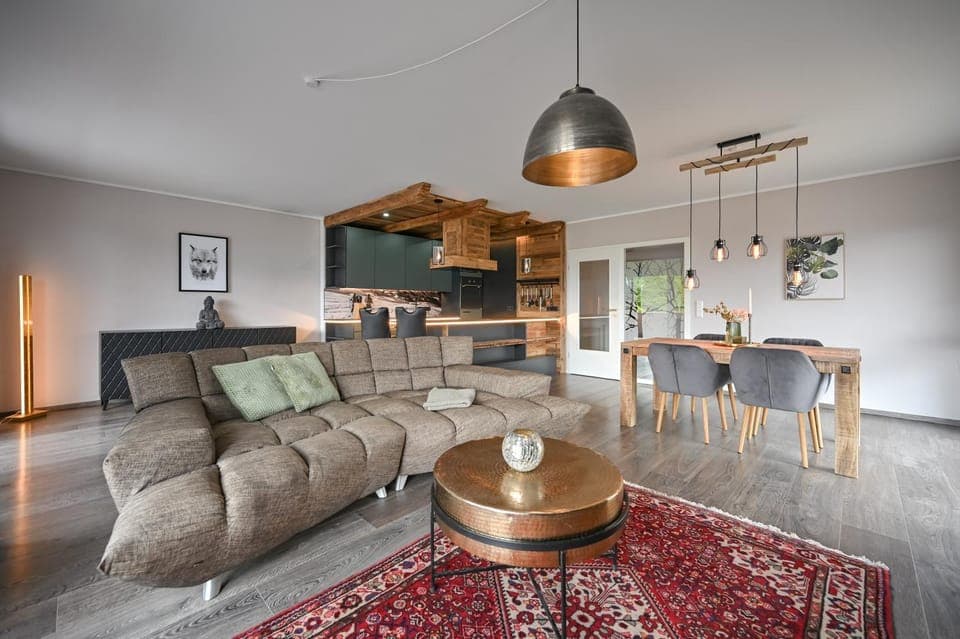 Kitchen or kitchenette, Living room