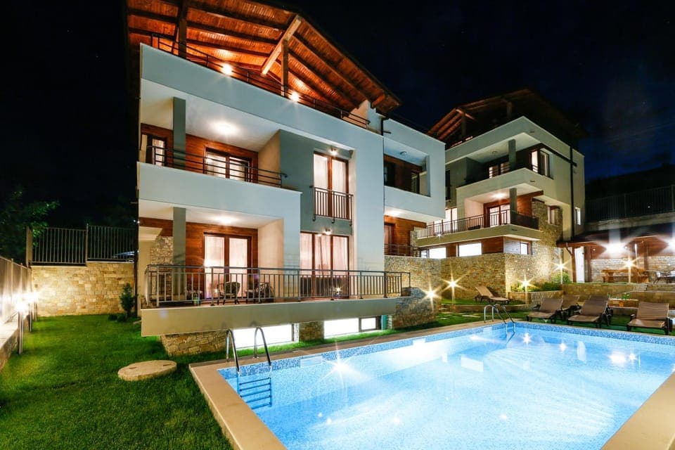 Property building, Patio, Facade/entrance, Night, Summer, Garden, Garden view, Pool view, Swimming pool