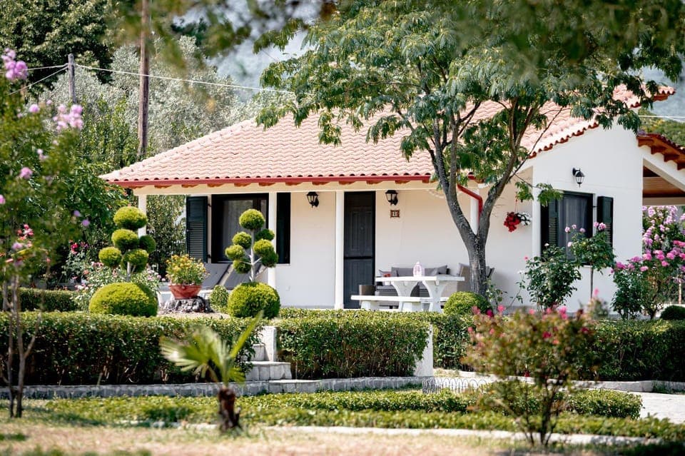 Property building, Garden