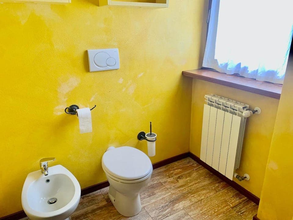 Toilet, Bathroom