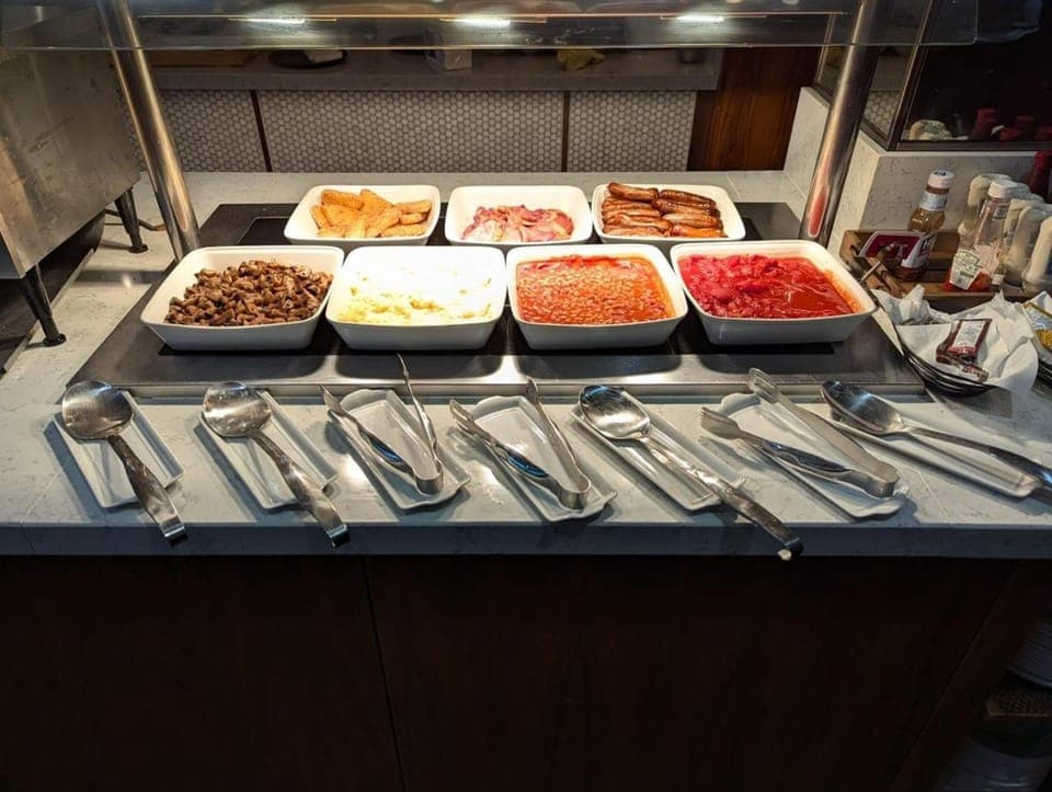 Breakfast, Buffet breakfast