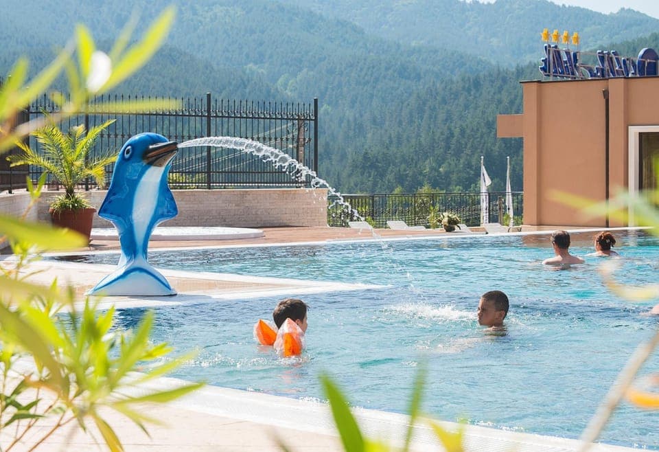 Day, People, Mountain view, Pool view, Swimming pool, children