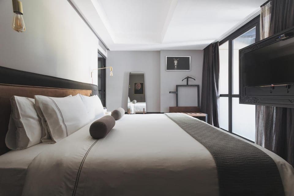 TV and multimedia, Photo of the whole room