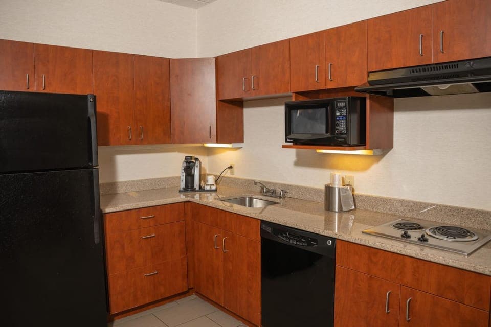 Bathroom, Coffee/tea facilities, Kitchen or kitchenette