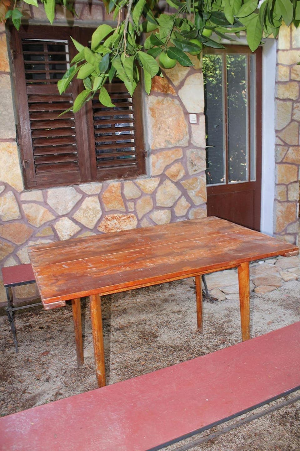 Location, children, Family