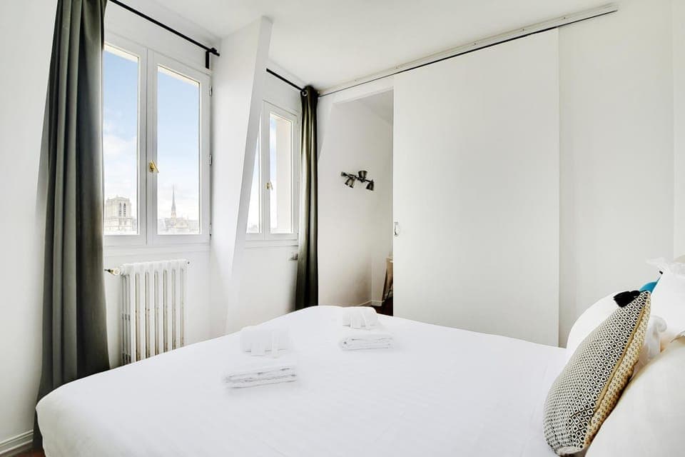 Bed, Photo of the whole room, Bedroom, towels, wardrobe