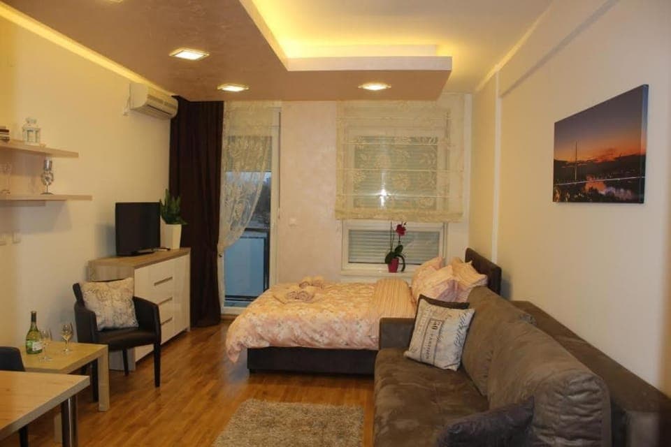 Photo of the whole room