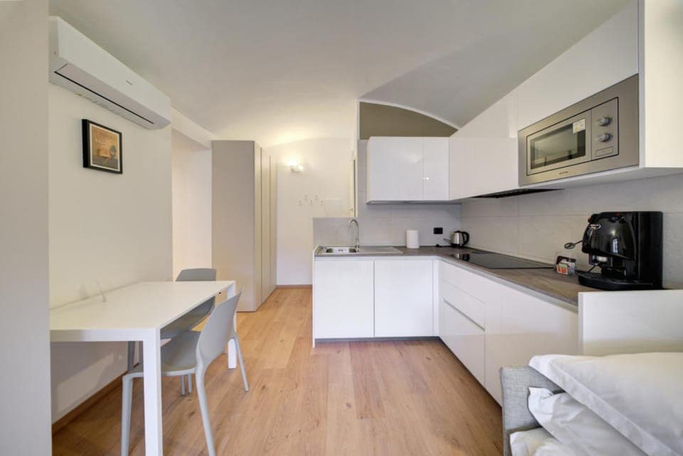 Coffee/tea facilities, Kitchen or kitchenette, Dining area, minibar, pet friendly, stove, toaster