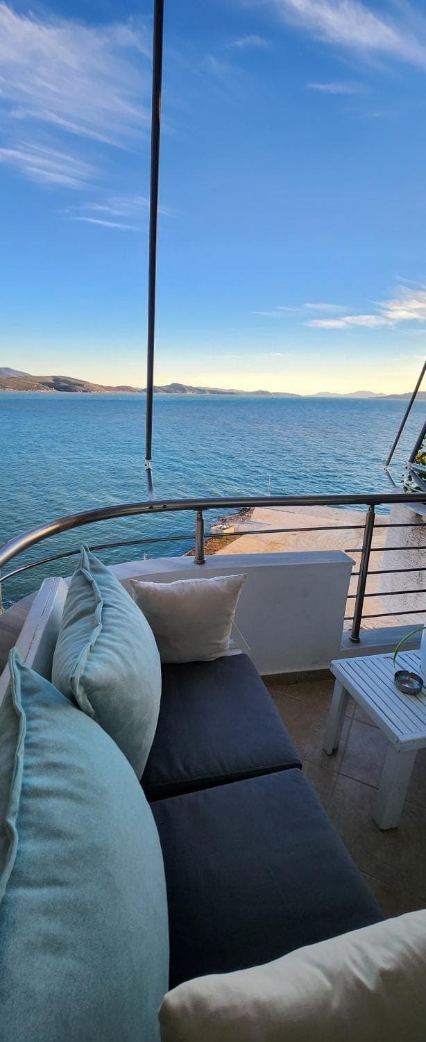 Day, Natural landscape, Balcony/Terrace, Seating area, Sea view