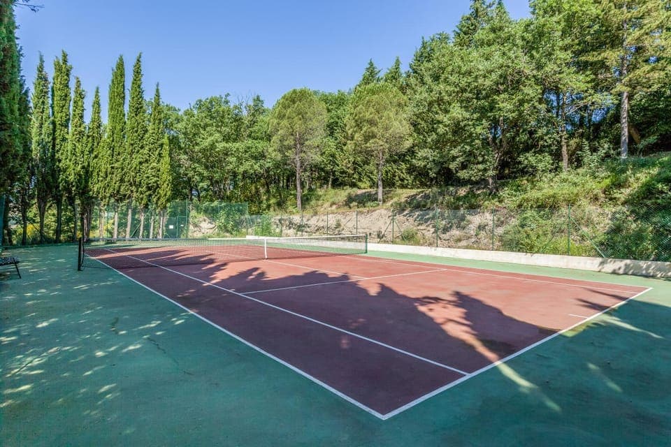 Activities, Tennis court