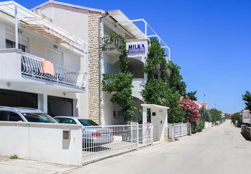 Property building, Property logo or sign