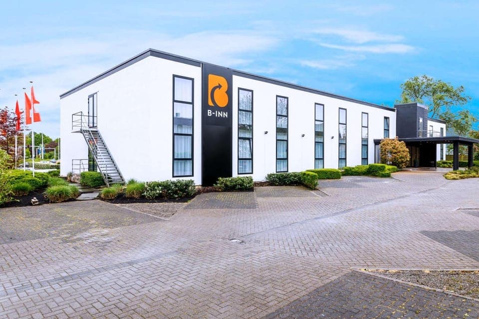 Property building, On site