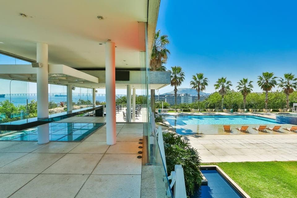 Property building, Swimming pool, Swimming pool