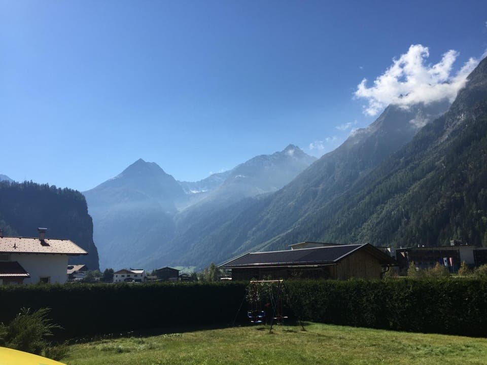 Garden view, Mountain view