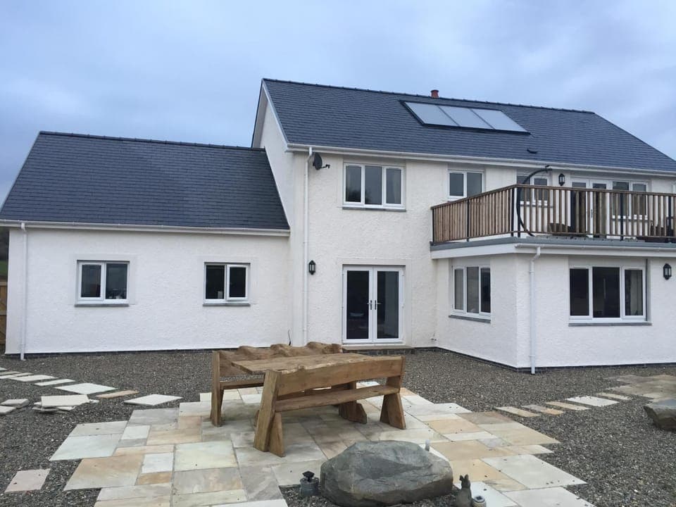 Patio, Facade/entrance, Day