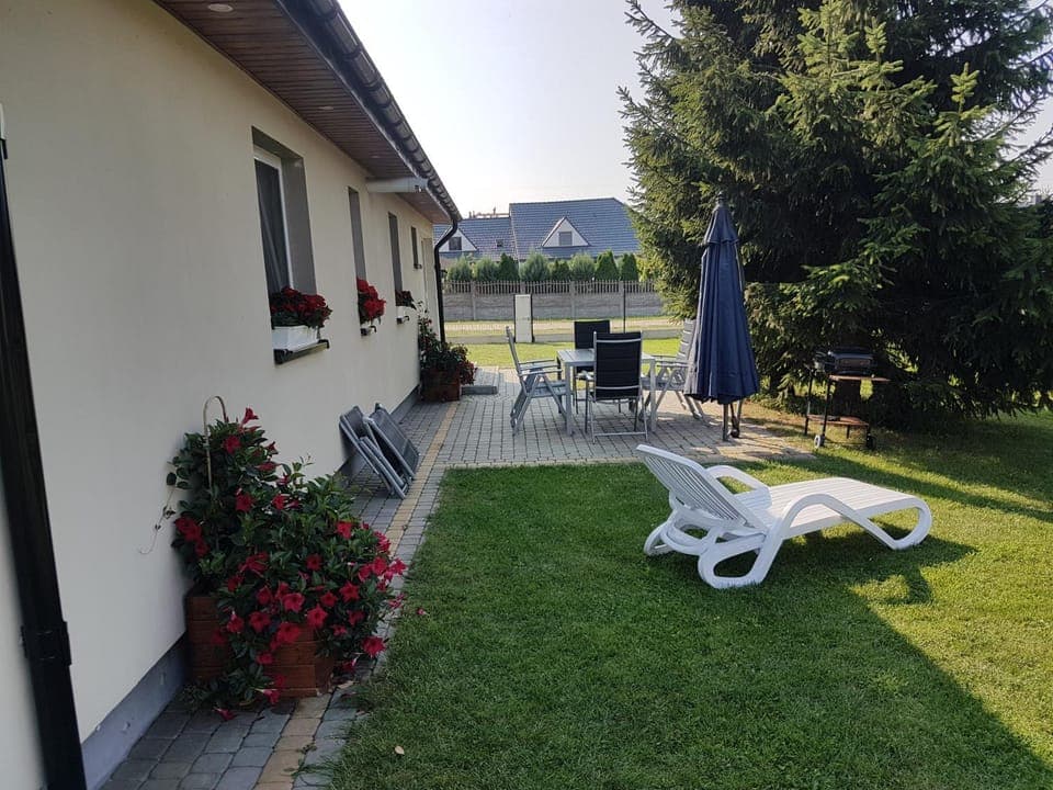 Property building, Patio, Garden