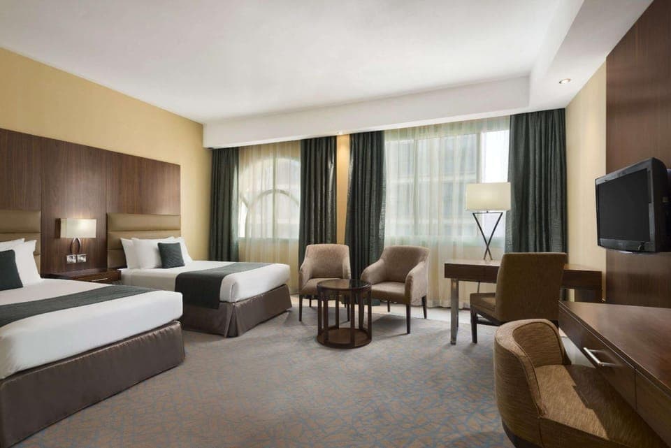 Photo of the whole room, On site