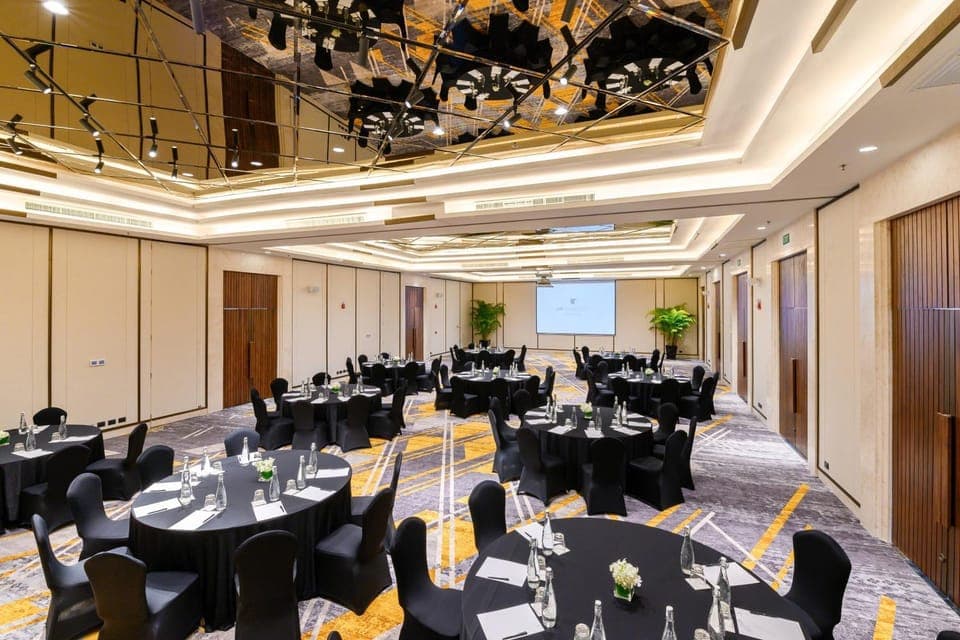 Meeting/conference room