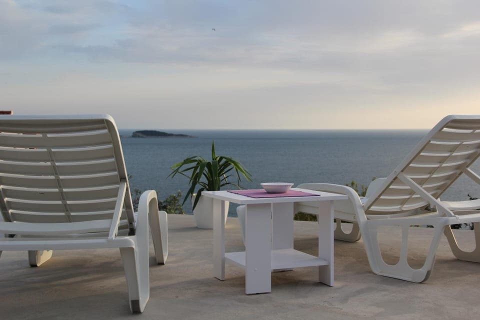 View (from property/room), Balcony/Terrace, Sea view