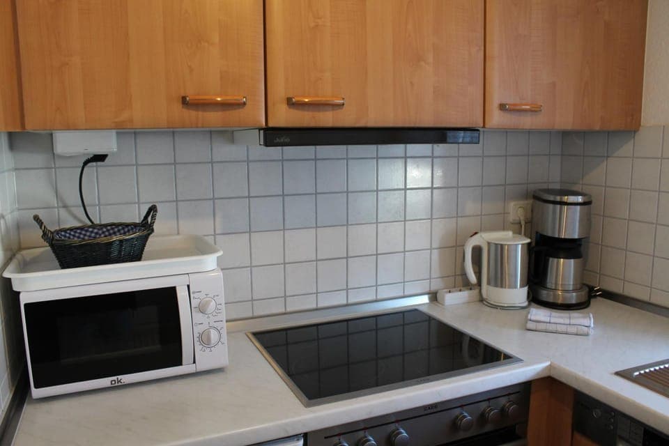 Coffee/tea facilities, Kitchen or kitchenette
