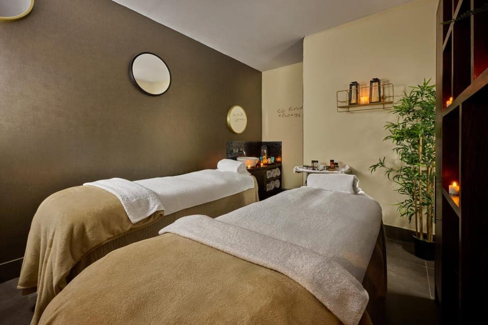 Massage, Spa and wellness centre/facilities