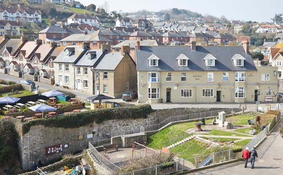 Property building, Day, View (from property/room), City view, Location