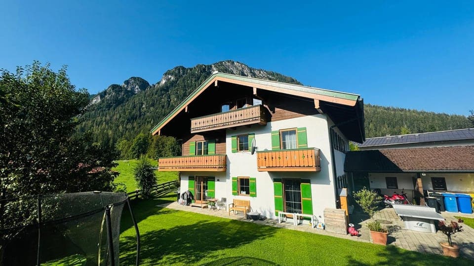 Property building, Day, Natural landscape, Children play ground, Mountain view