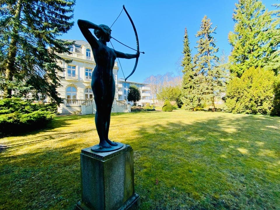 Property building, Garden