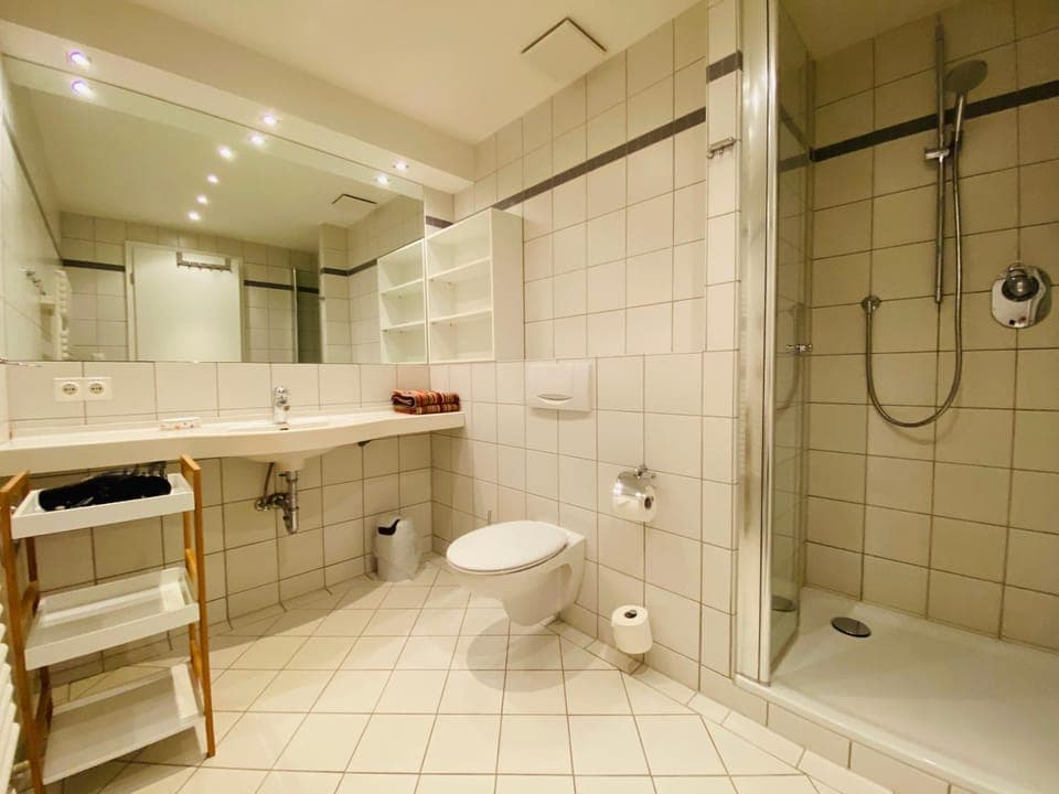 Shower, Toilet, Bathroom