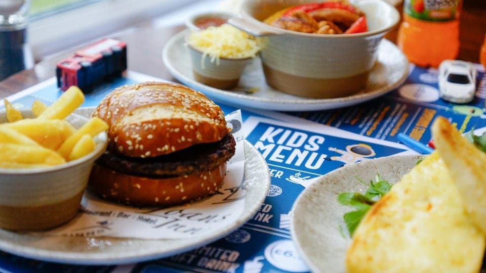 Food and drinks, Food