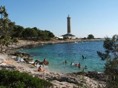 Nearby landmark, Off site, Natural landscape, Summer, Beach