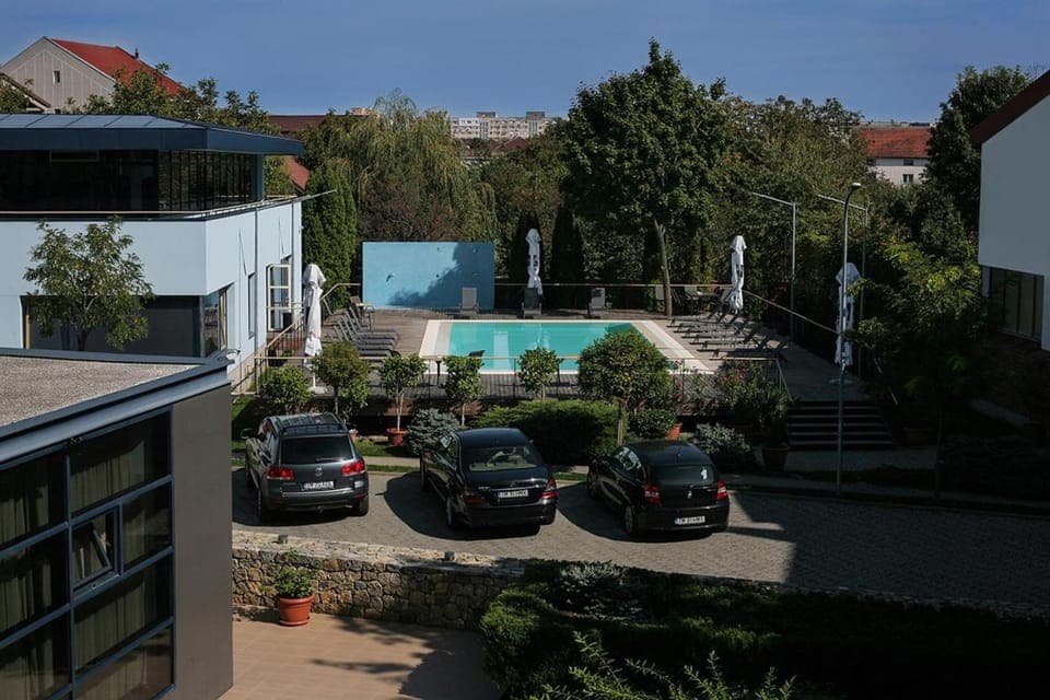 Garden view, Pool view