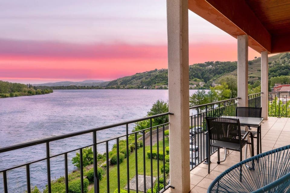 Natural landscape, Balcony/Terrace, Sunset