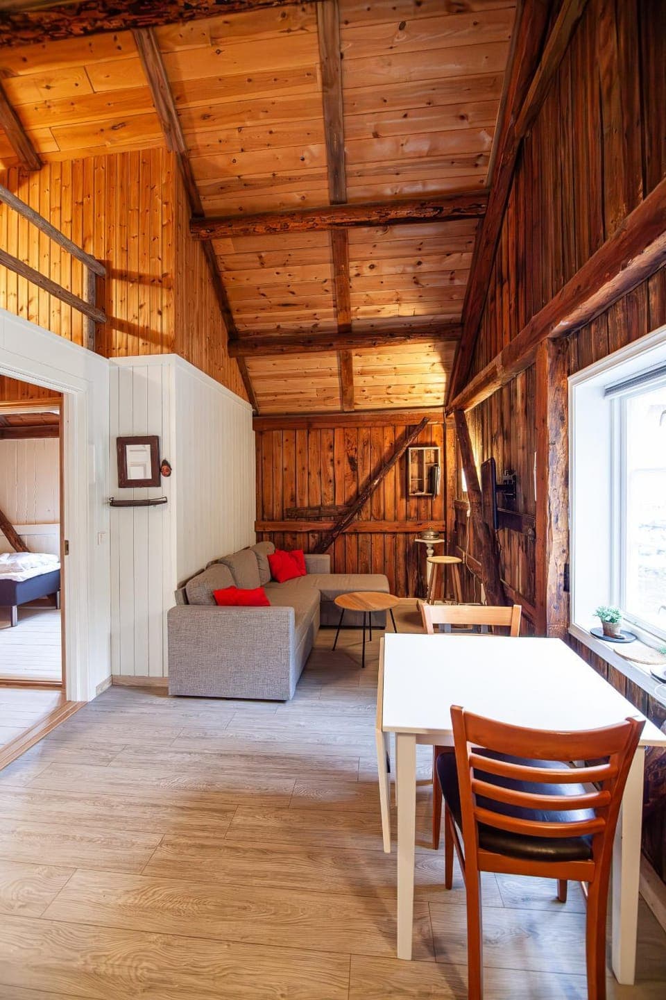 Living room, Seating area, Dining area