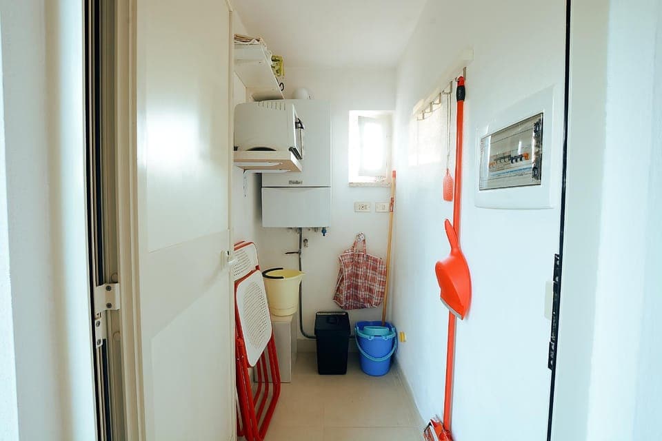 Property building, Area and facilities