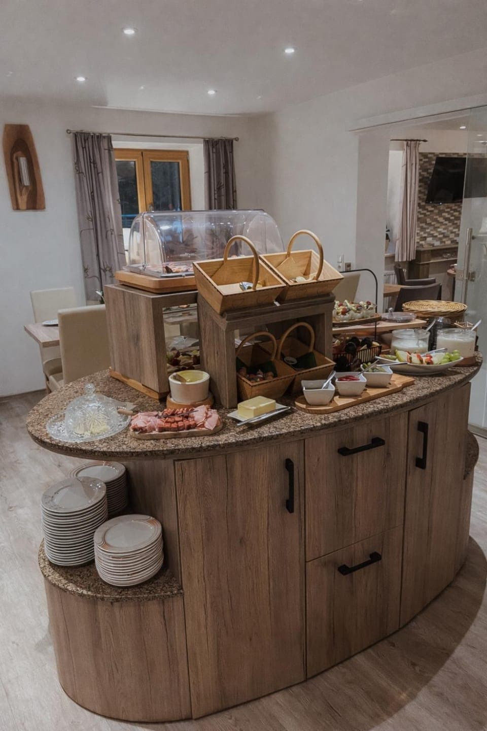 Breakfast, Buffet breakfast