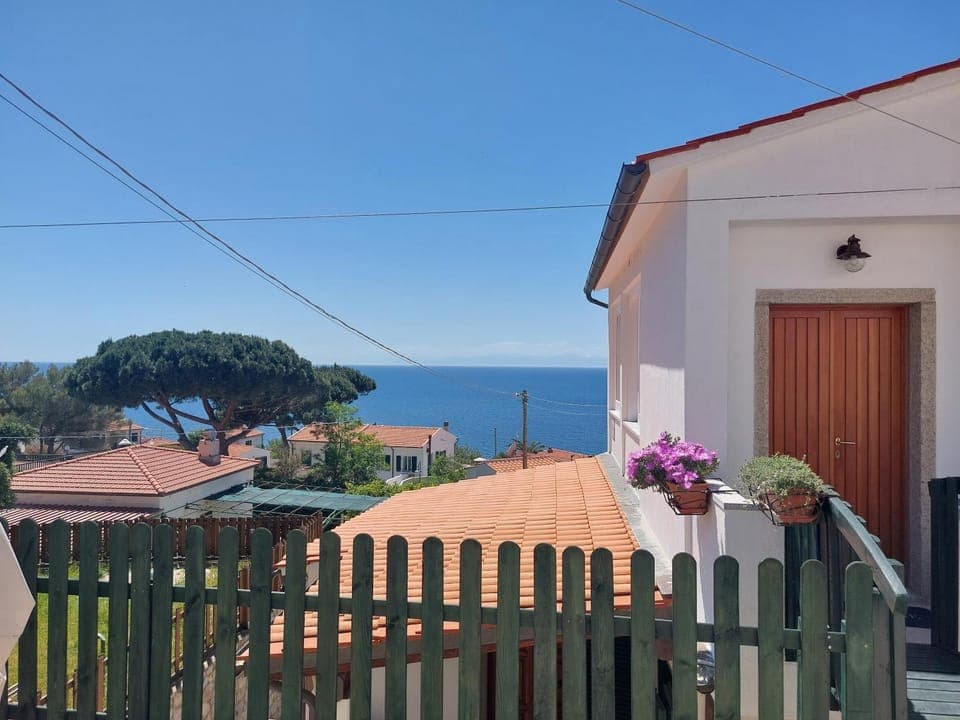 Property building, Sea view