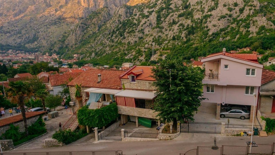 Property building, Parking