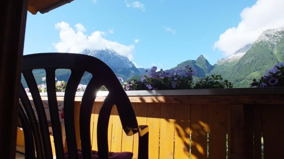 Balcony/Terrace, Mountain view